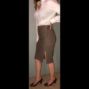 Brunello Cucinelli Taupe Pencil Skirt